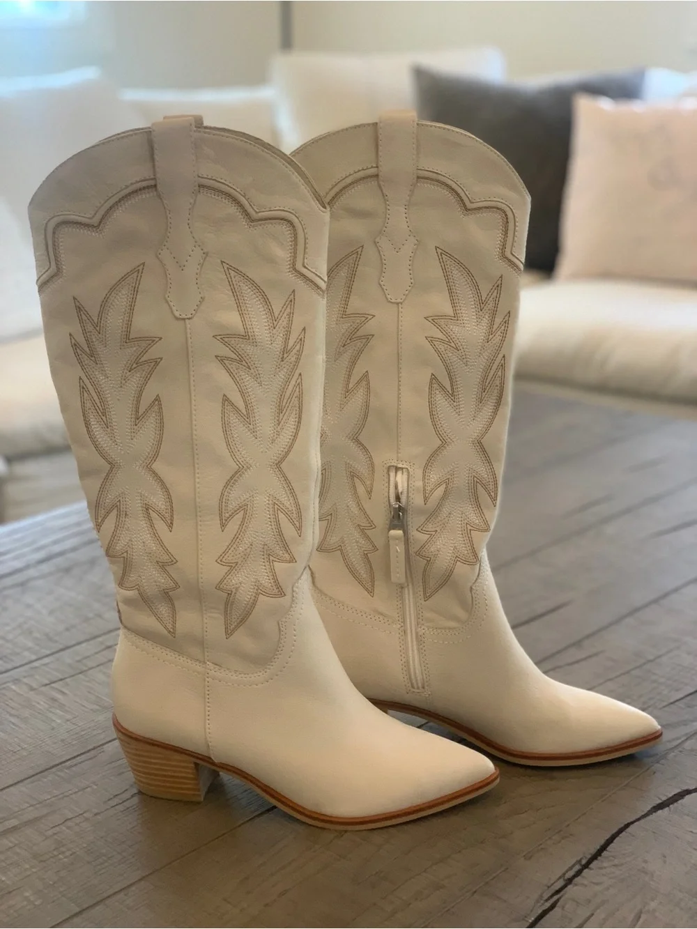 NWT—-Dolce Vita Cream embroidered Shiren boots in Sand Nubuck - Picture 1 of 11